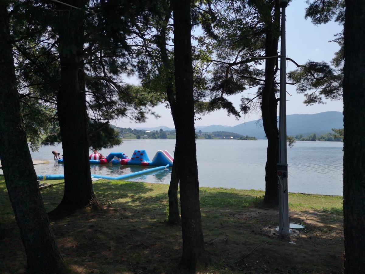Apartment Igor - Holiday Home Ostarije エクステリア 写真