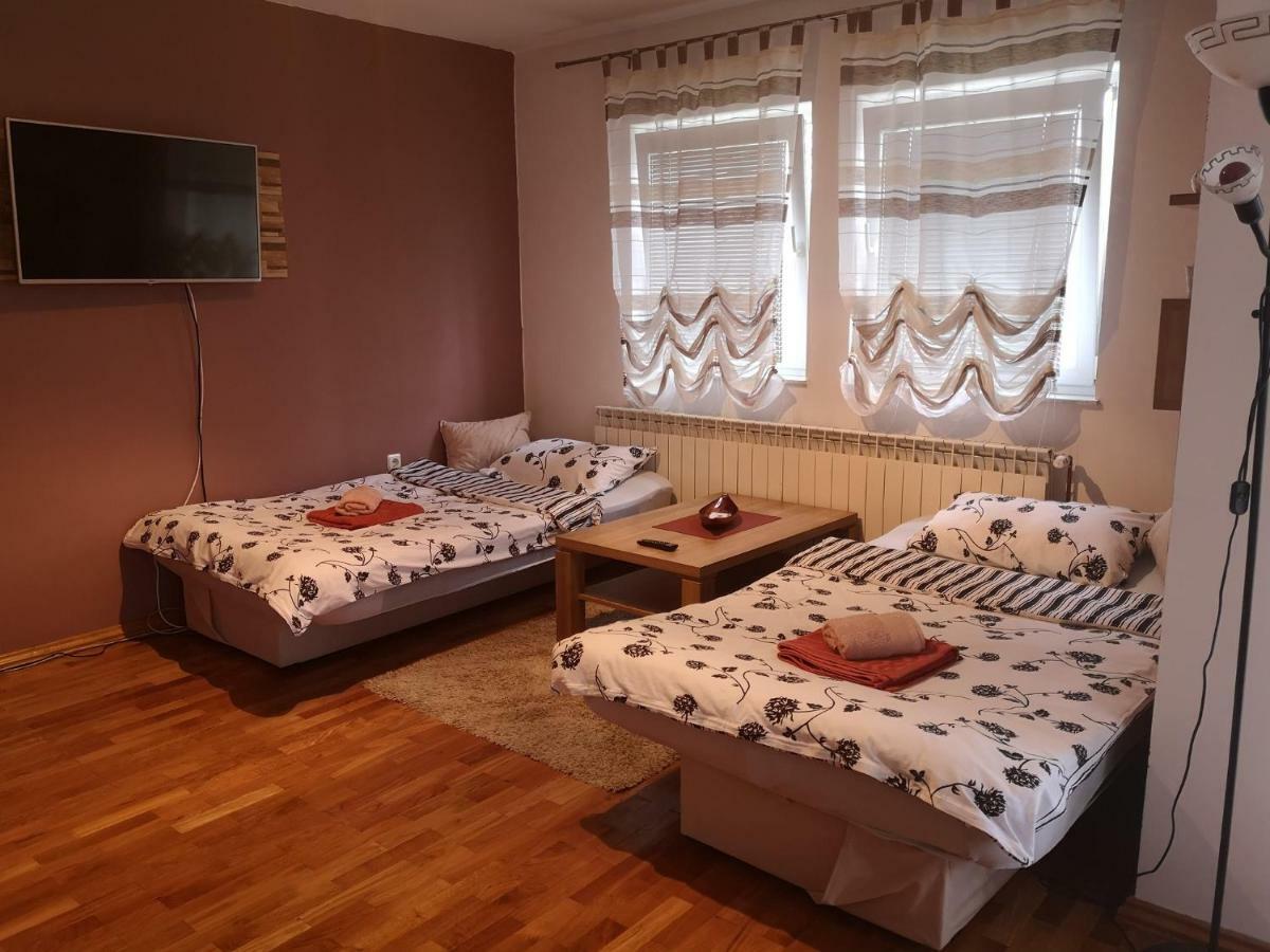 Apartment Igor - Holiday Home Ostarije エクステリア 写真